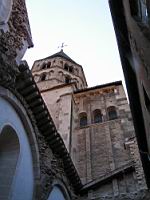 Cluny, Abbaye, Grand Transept et clocher de l'eau benite (9)
